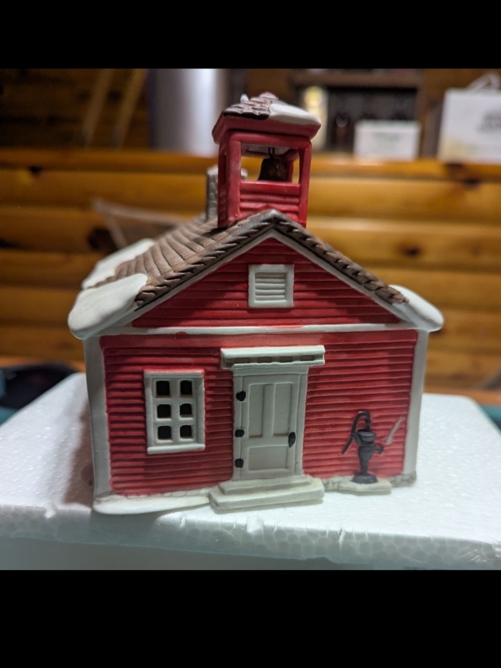 Department 56 - New England Village Series - Red Schoolhouse